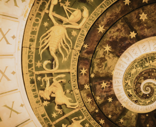 Le Ba Zi offre une lecture des cycles de vie, des transformations et des dynamiques énergétiques personnelles.